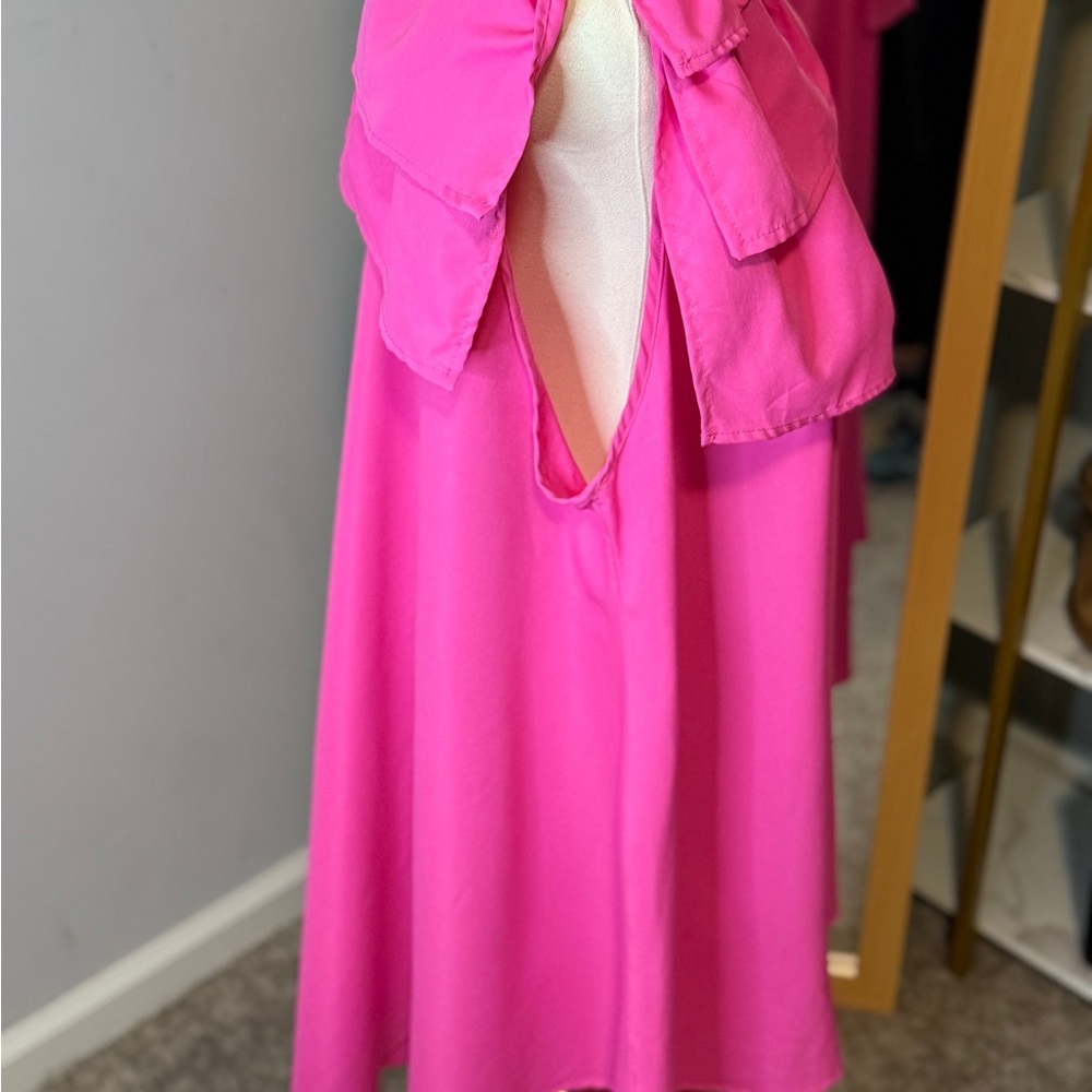 Fuchsia/Magenta Sexy Dress with left side slit. Dancing, Girls night out.‎ - Picture 4 of 6